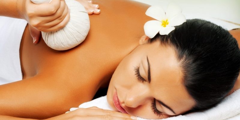 Mengompres Dengan Air Hangat