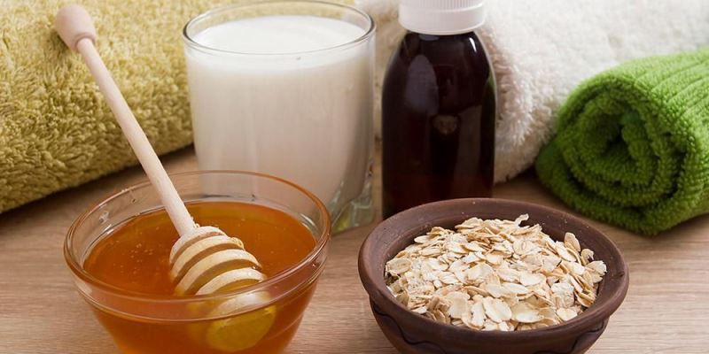 Campuran Oatmeal dan Madu