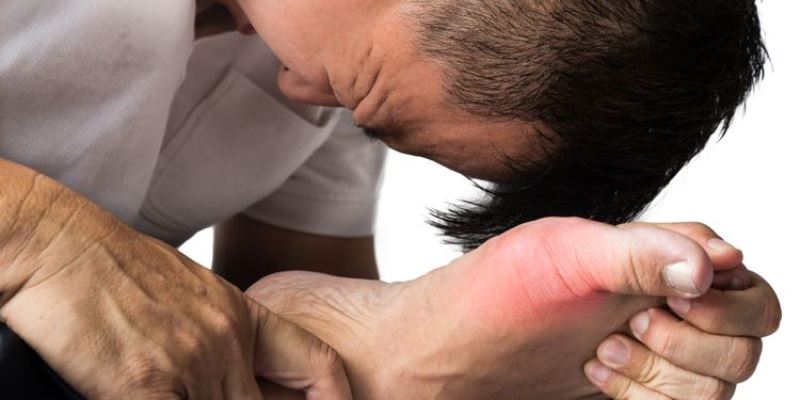 Gejala Saat Terserang Asam Urat