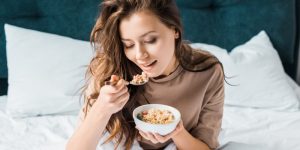 Diet Oatmeal: Jenis, Cara Kerja, Manfaat & Resiko