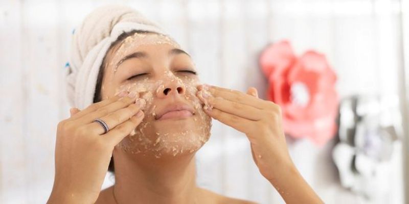 8 Manfaat & Cara Membuat Masker Oatmeal