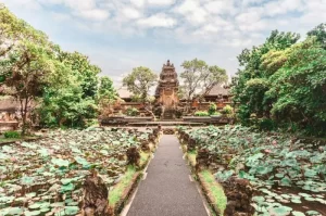 Pura Taman Taman Saraswati, Tempat Peribadatan Hindu di Ubud yang Sarat Sejarah