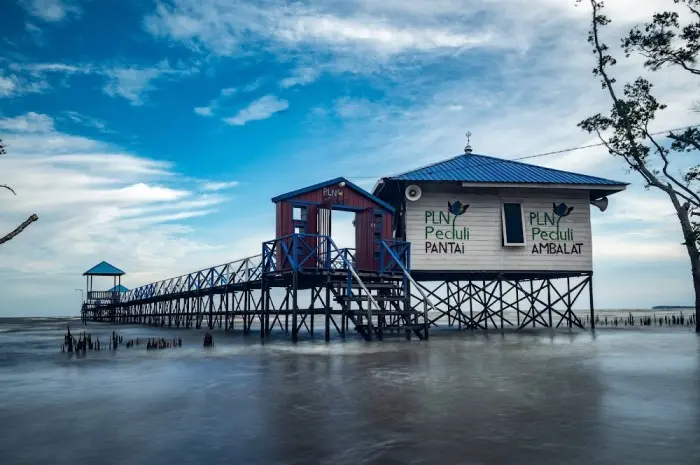 Pantai Ambalat Samboja