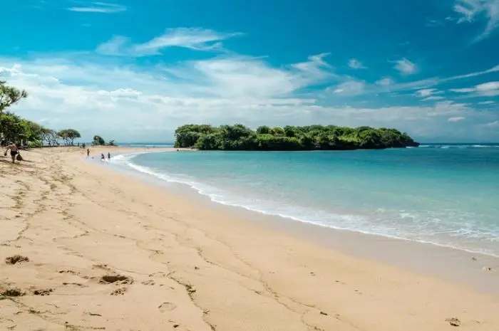 Pantai Indah di Bali yang Sempurna untuk Liburan Santai atau Petualangan